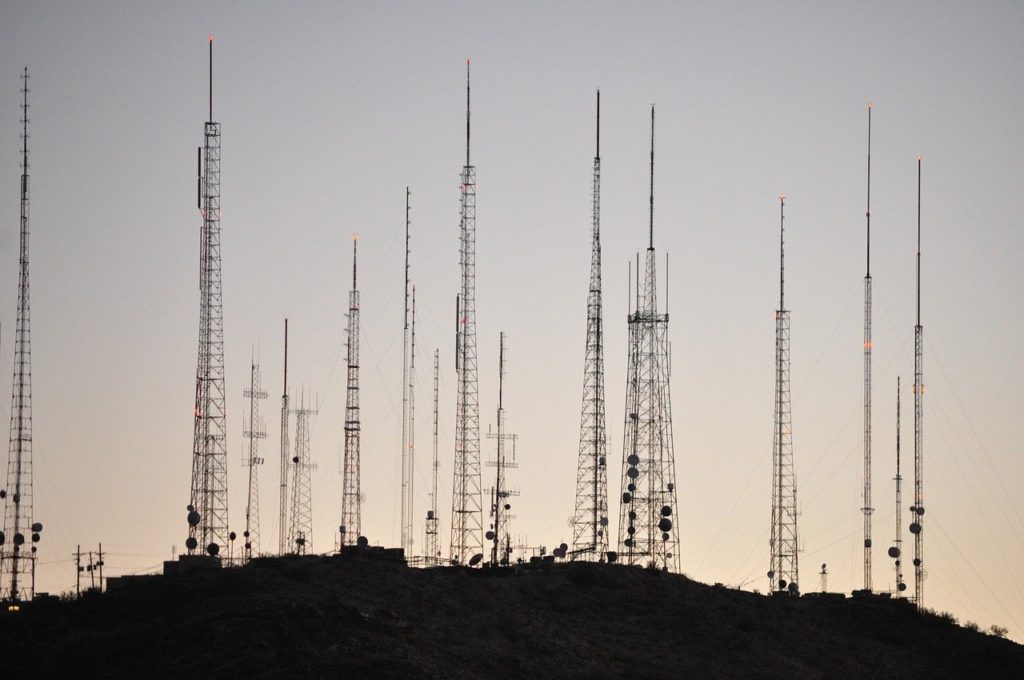 radio tower for atomic wristwear