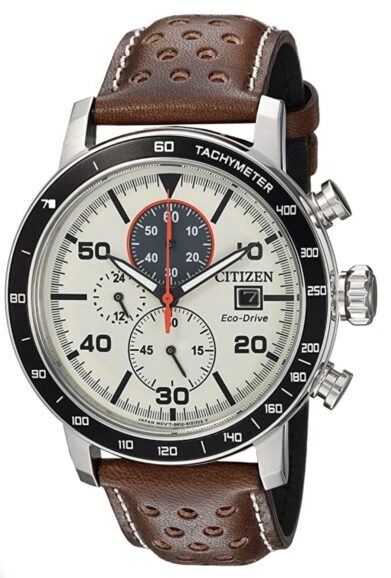 Casual sports piece with chronograph function