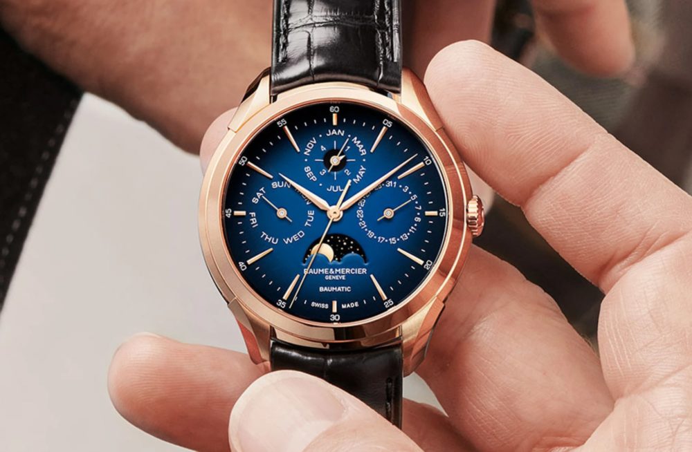 What is a moonphase watch