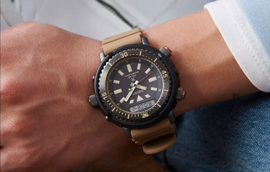 A rugged-looking Seiko solar with a small digital screen