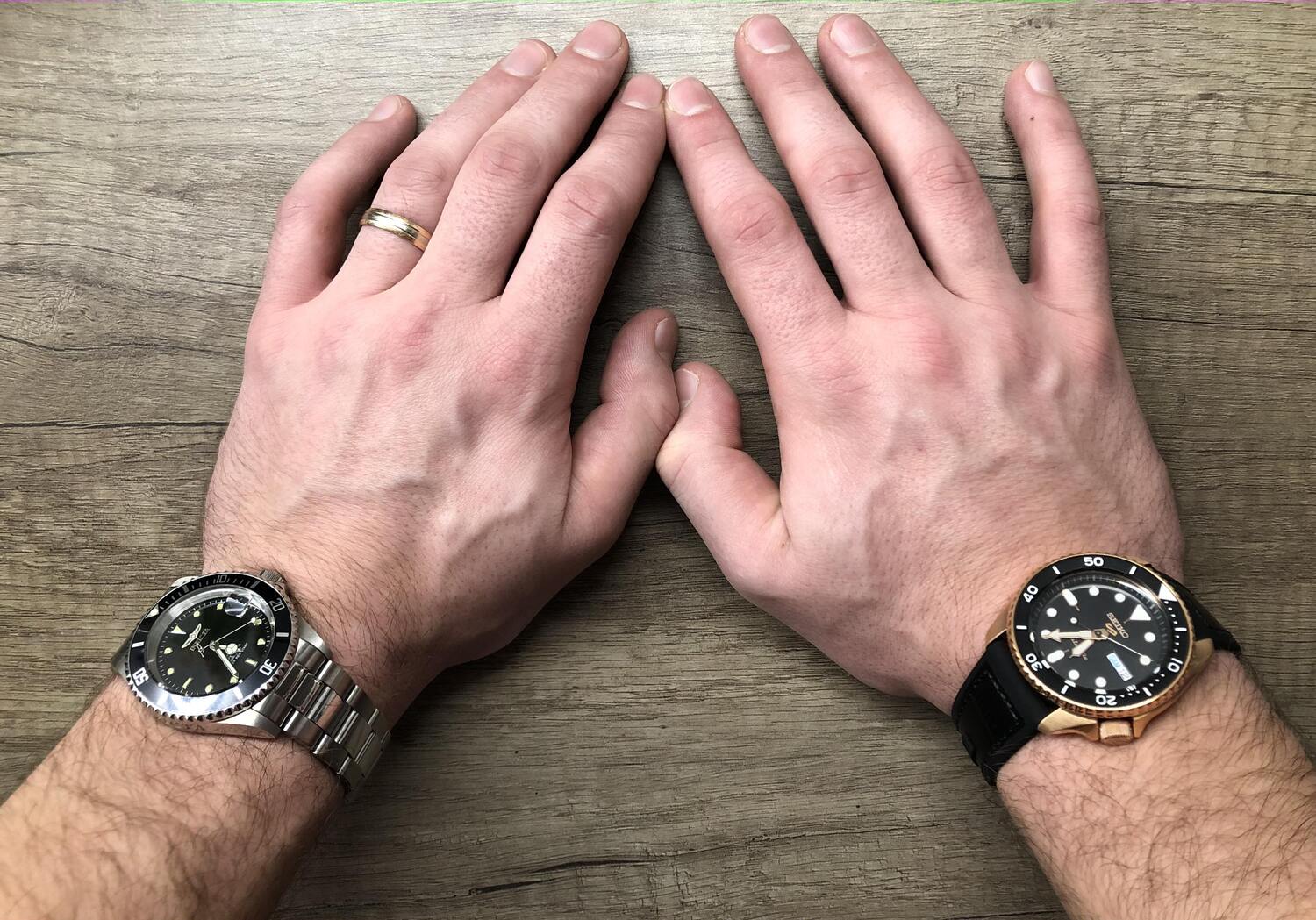 What hand do watches go on